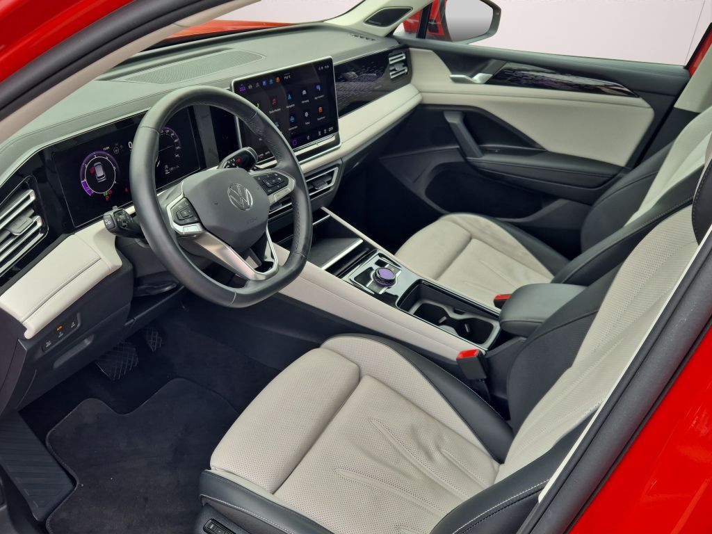 Volkswagen Tiguan 2024 г. Серый, пробег 47616 км
