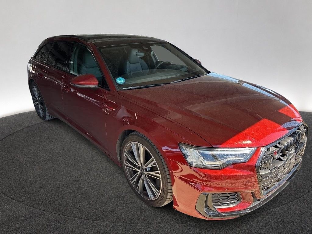 Audi S6 2024 г. Красный, пробег 36052 км