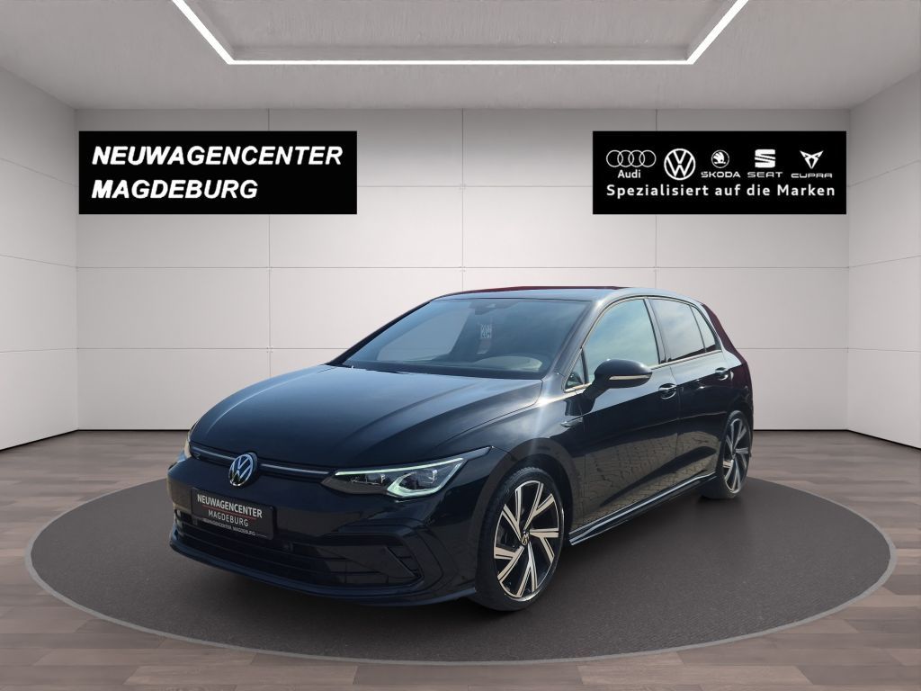 Volkswagen Golf 2024 г. Синий, пробег 22449 км