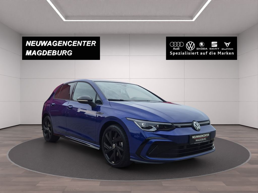 Volkswagen Golf 2024 г. Белый, пробег 32799 км