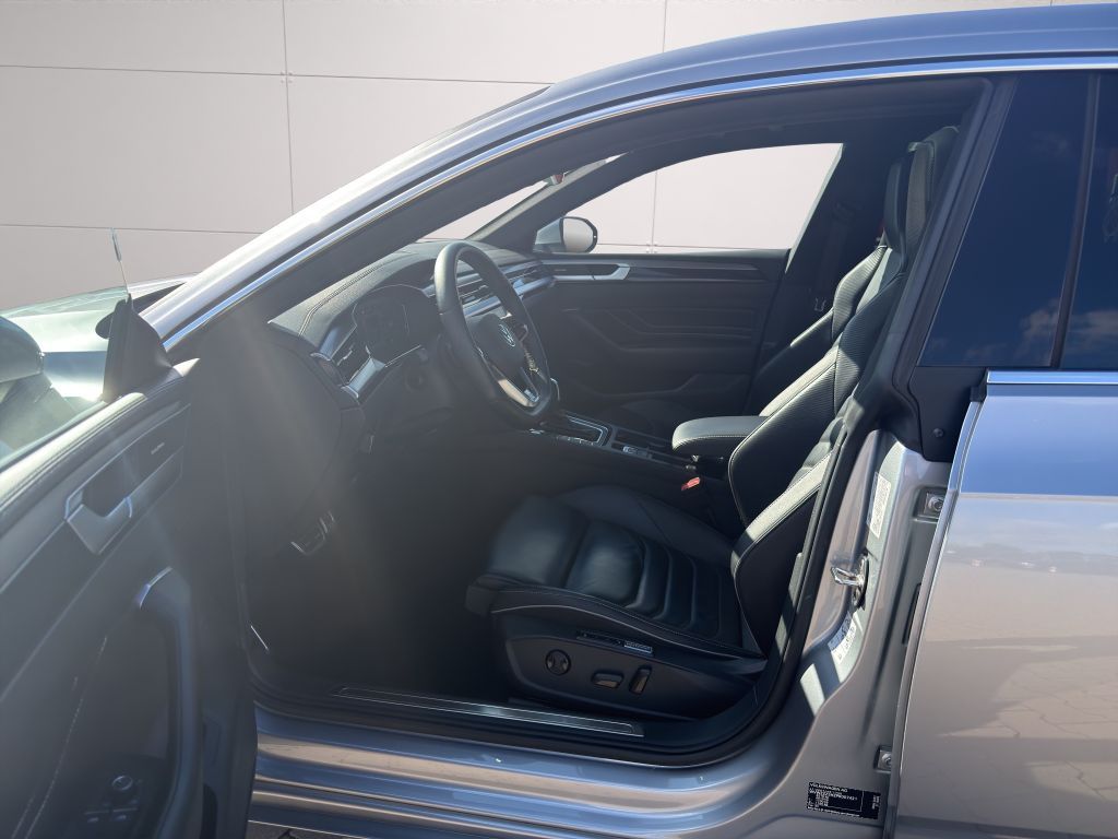 Volkswagen Arteon 2024 г. Белый, пробег 27346 км