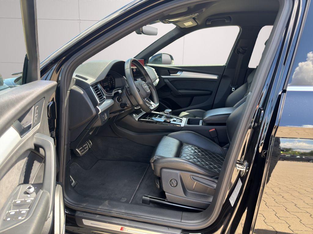 Audi Q5 2022 г. Серый, пробег 51533 км