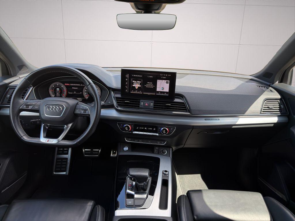 Audi Q5 2022 г. Серый, пробег 51533 км