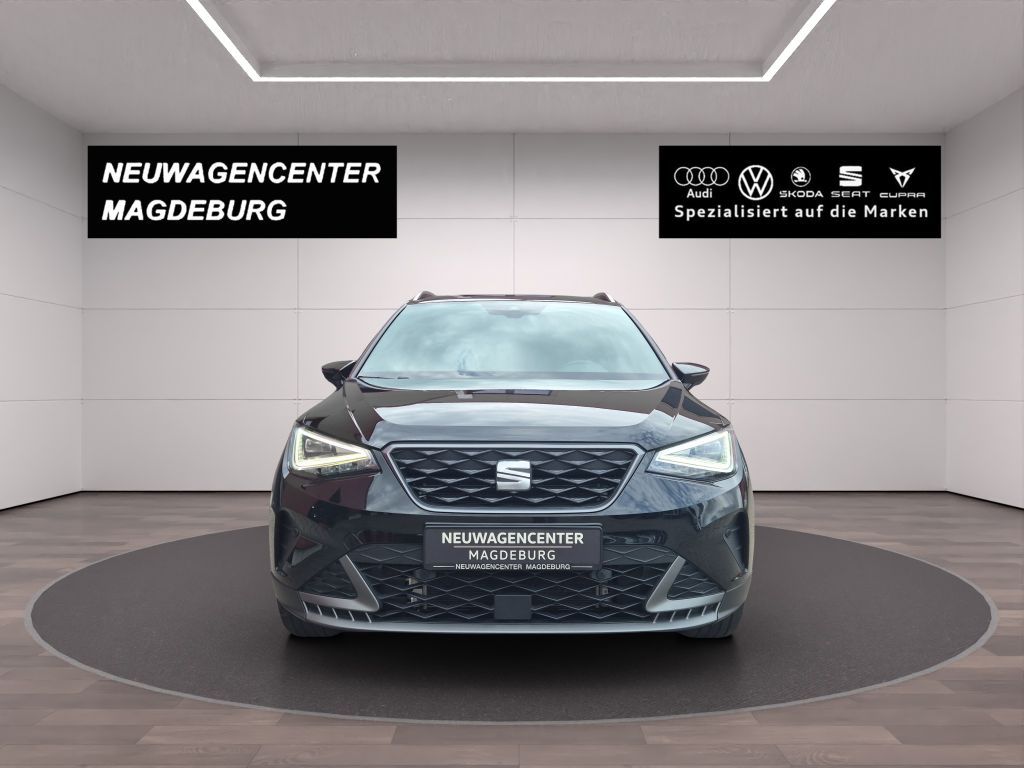 SEAT Arona 2023 г. Чёрный, пробег 45594 км