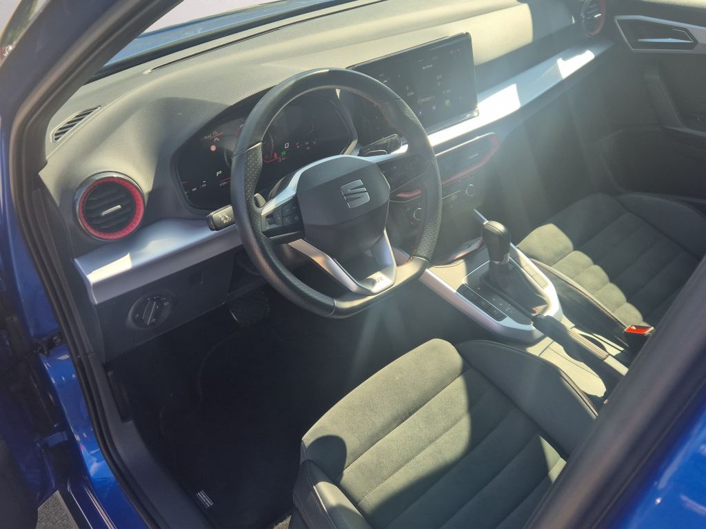 SEAT Arona 2024 г. Синий, пробег 57290 км