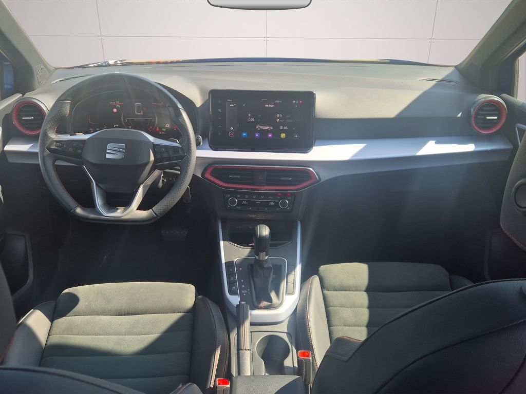 SEAT Arona 2024 г. Синий, пробег 57290 км