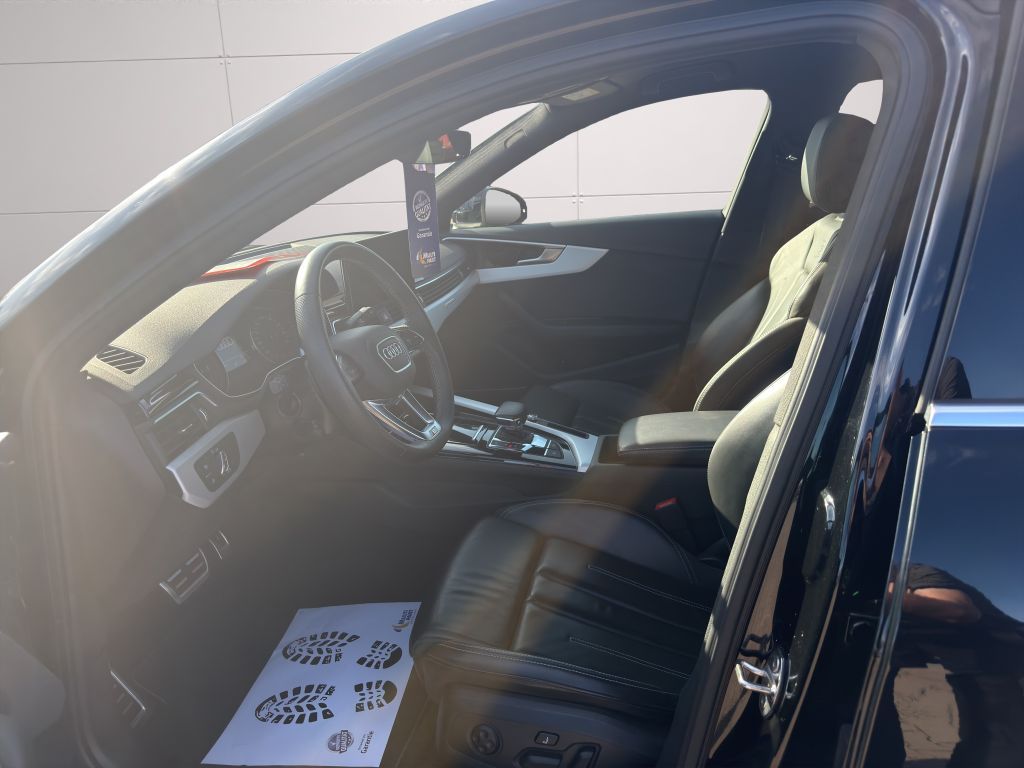 Audi A4 2023 г. Синий, пробег 37485 км