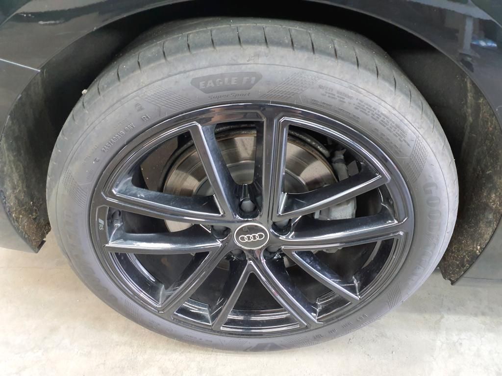 Audi A5 2025 г. Чёрный, пробег 50769 км