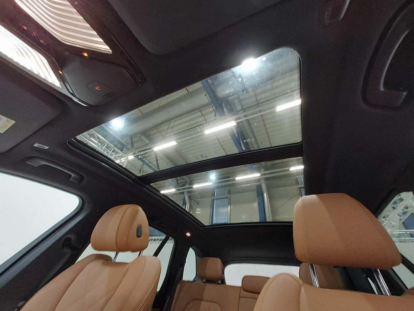 BMW X5 2023 г. Чёрный, пробег 42700 км