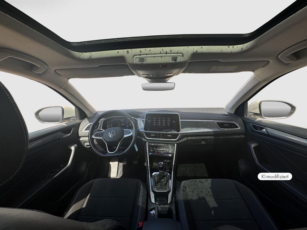 Volkswagen T-Roc 2022 г. Серый, пробег 42900 км