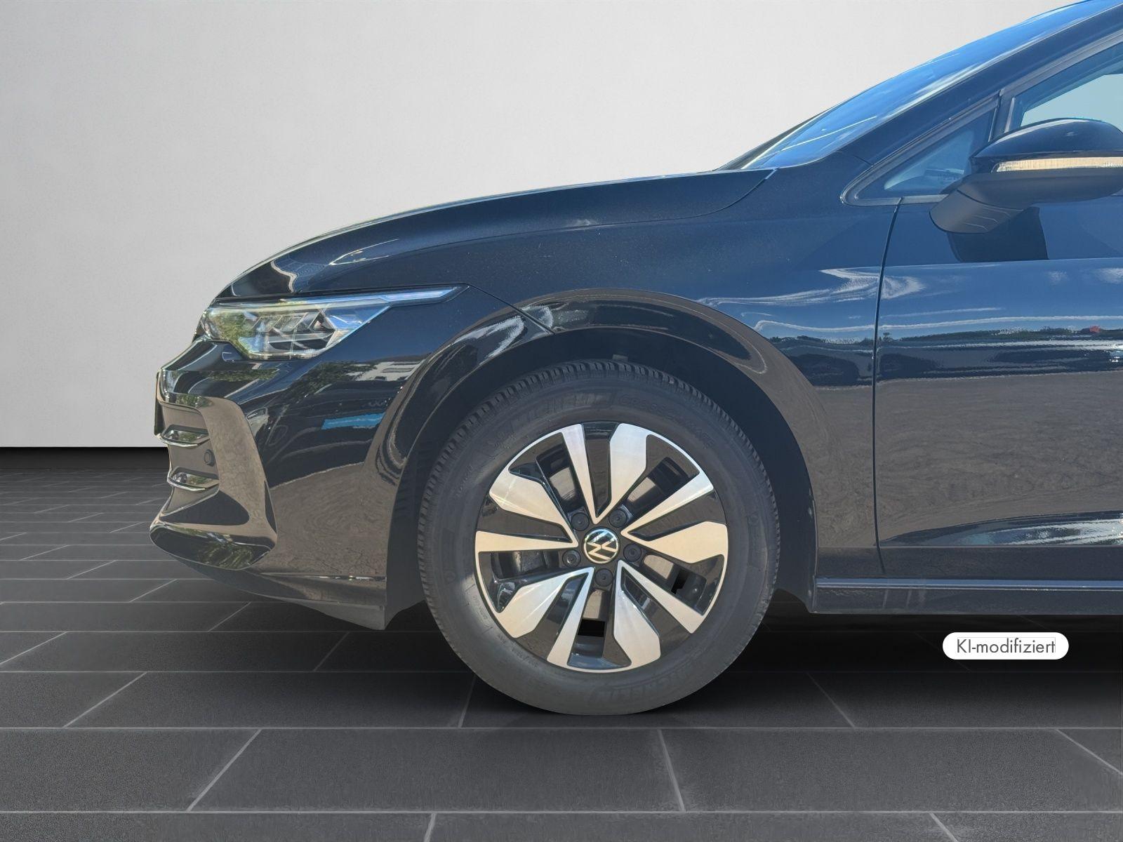 Volkswagen Golf 2025 г. Чёрный, пробег 38100 км