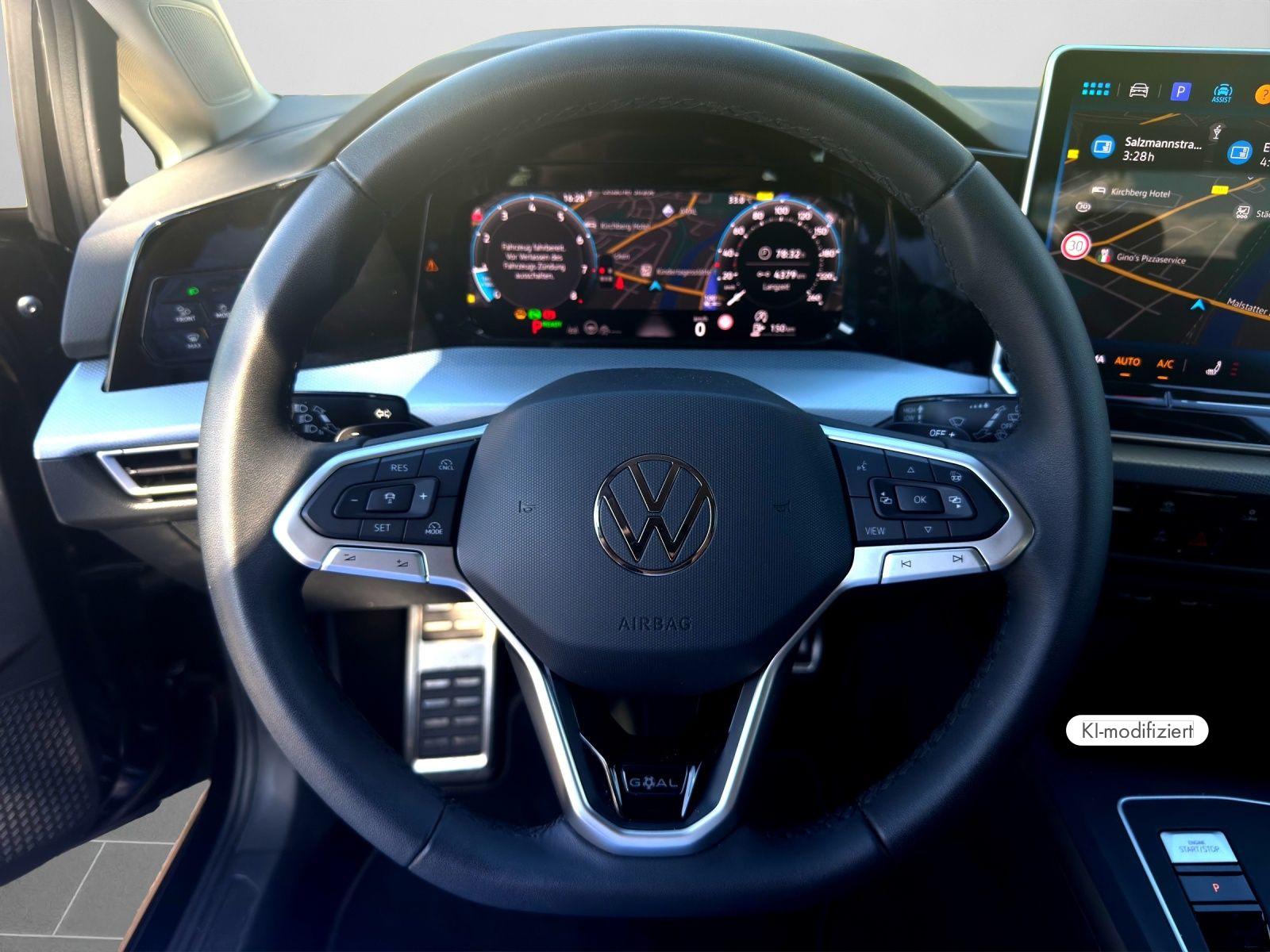 Volkswagen Golf 2025 г. Чёрный, пробег 38100 км