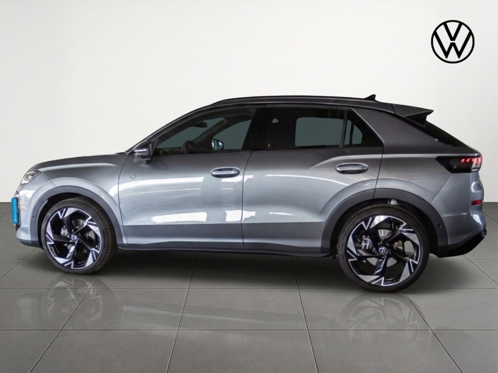Volkswagen T-Roc 2026 г. Серый, пробег 14000 км