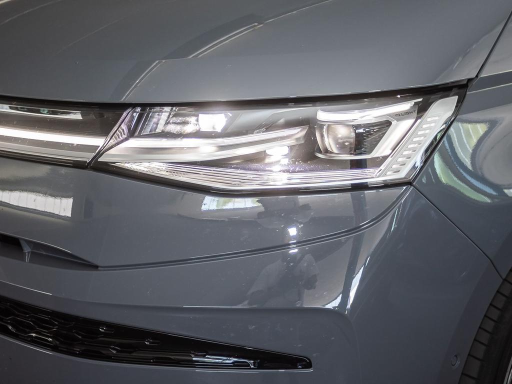 Volkswagen T7 MULTIVAN 2026 г. Серый, пробег 15000 км
