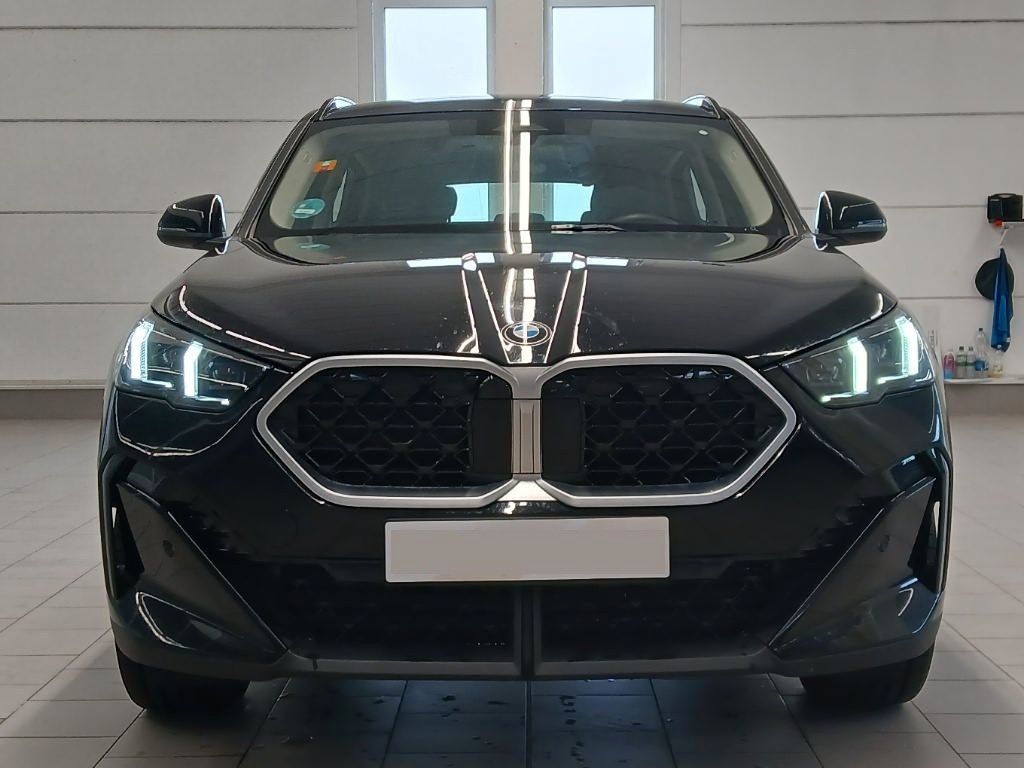 BMW X2 2024 г. Чёрный, пробег 49900 км