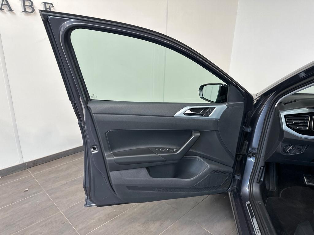 Volkswagen Polo 2025 г. Серый, пробег 38450 км