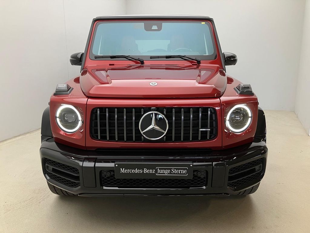 Mercedes-Benz G 63 AMG 2023 г. Красный, пробег 34190 км