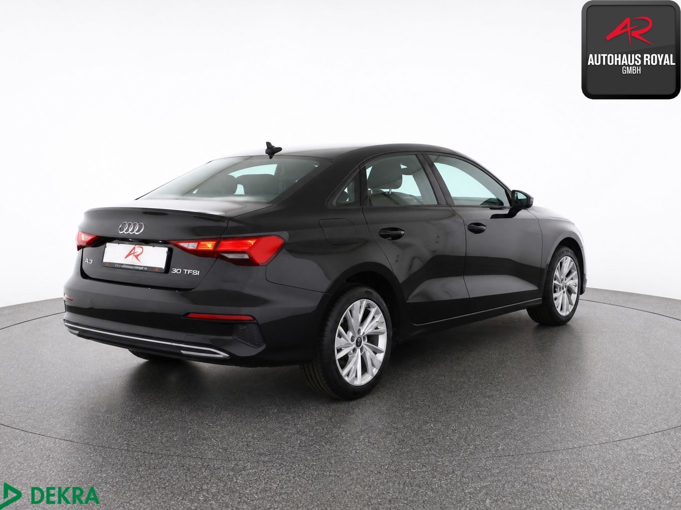 Audi A3 2022 г. Чёрный, пробег 50000 км