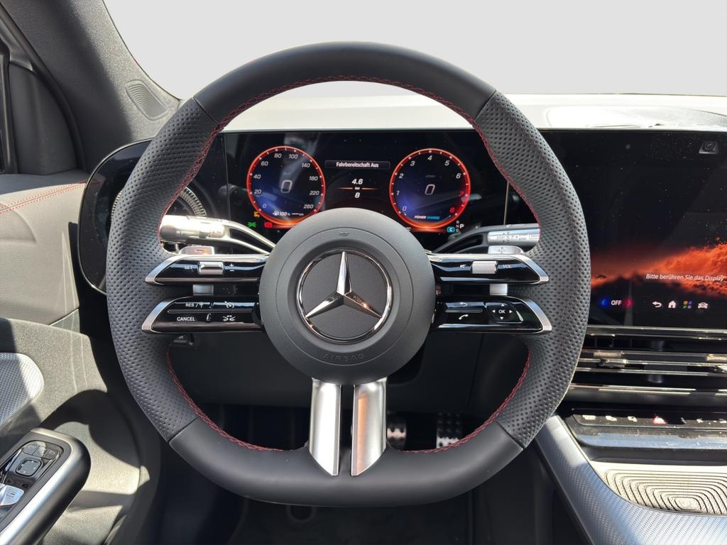 Mercedes-Benz GLB 200 2026 г. Серебристый, пробег 8000 км