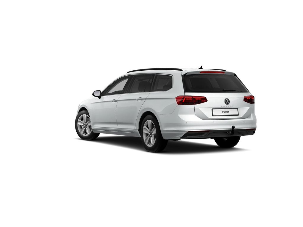 Volkswagen PASSAT VARIANT 2024 г. Белый, пробег 42687 км