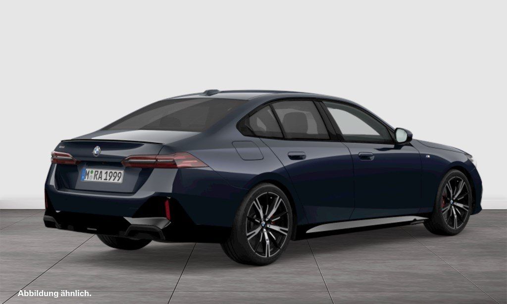 BMW 520 2025 г. Чёрный, пробег 26239 км