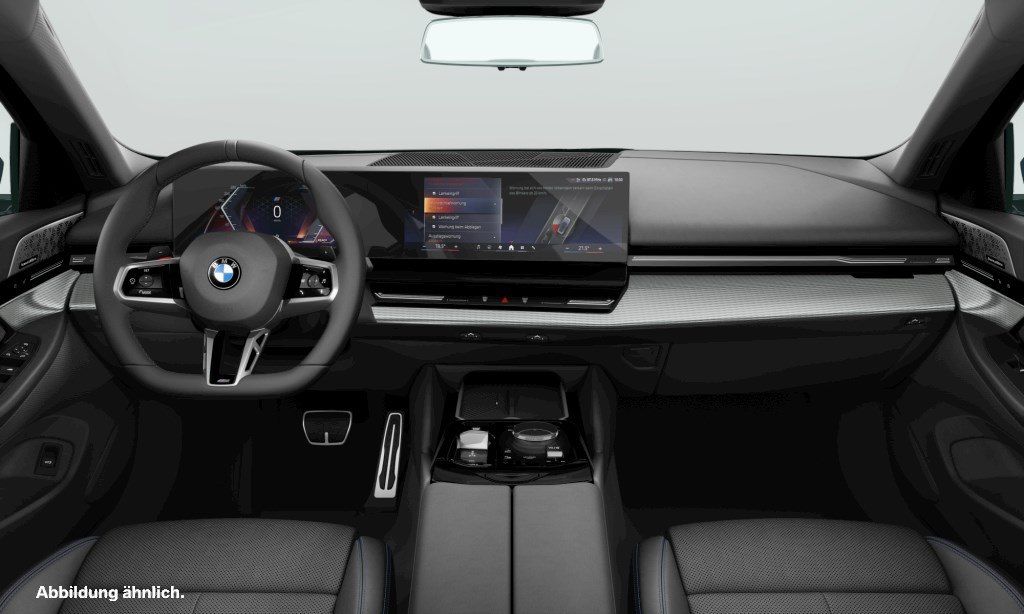 BMW 520 2025 г. Чёрный, пробег 26239 км