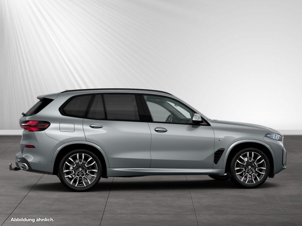 BMW X5 2025 г. Серый, пробег 19420 км