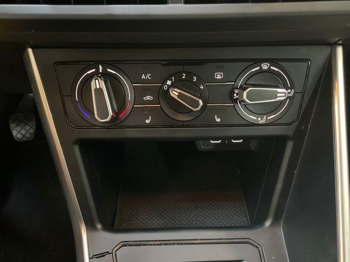 Volkswagen Polo 2023 г. Белый, пробег 29703 км
