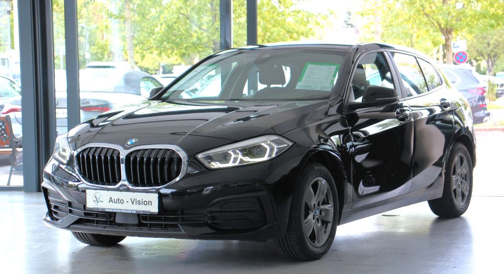 BMW 118 2023 г. Чёрный, пробег 47943 км