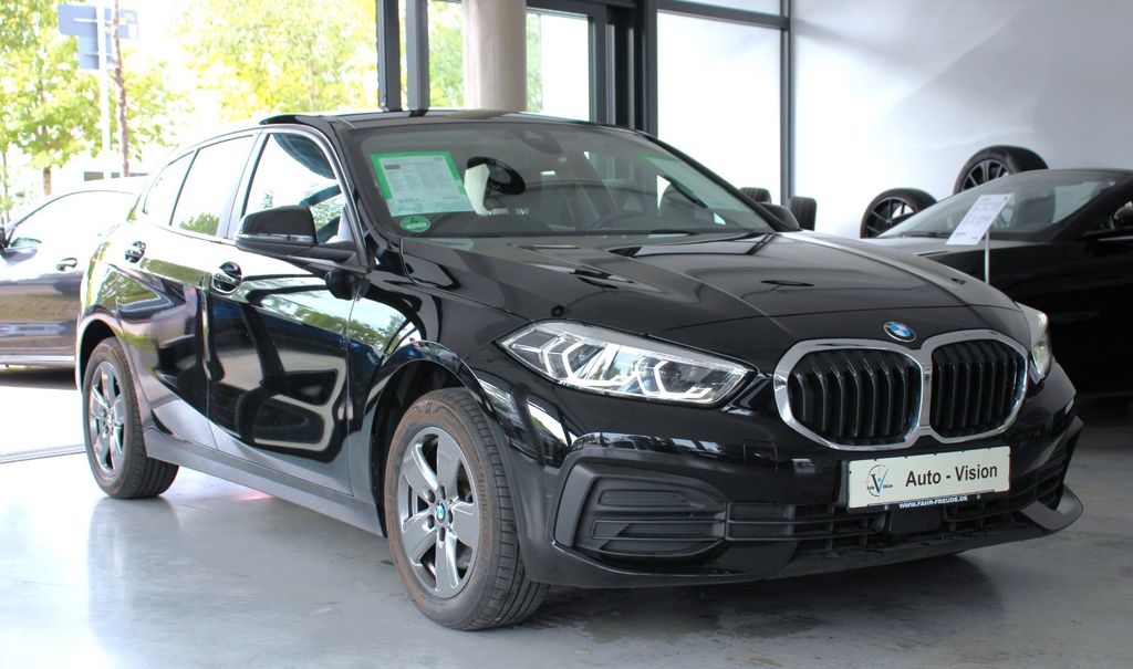BMW 118 2023 г. Чёрный, пробег 47943 км