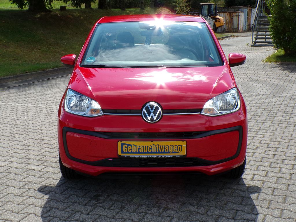 Volkswagen up! 2023 г. Красный, пробег 54208 км