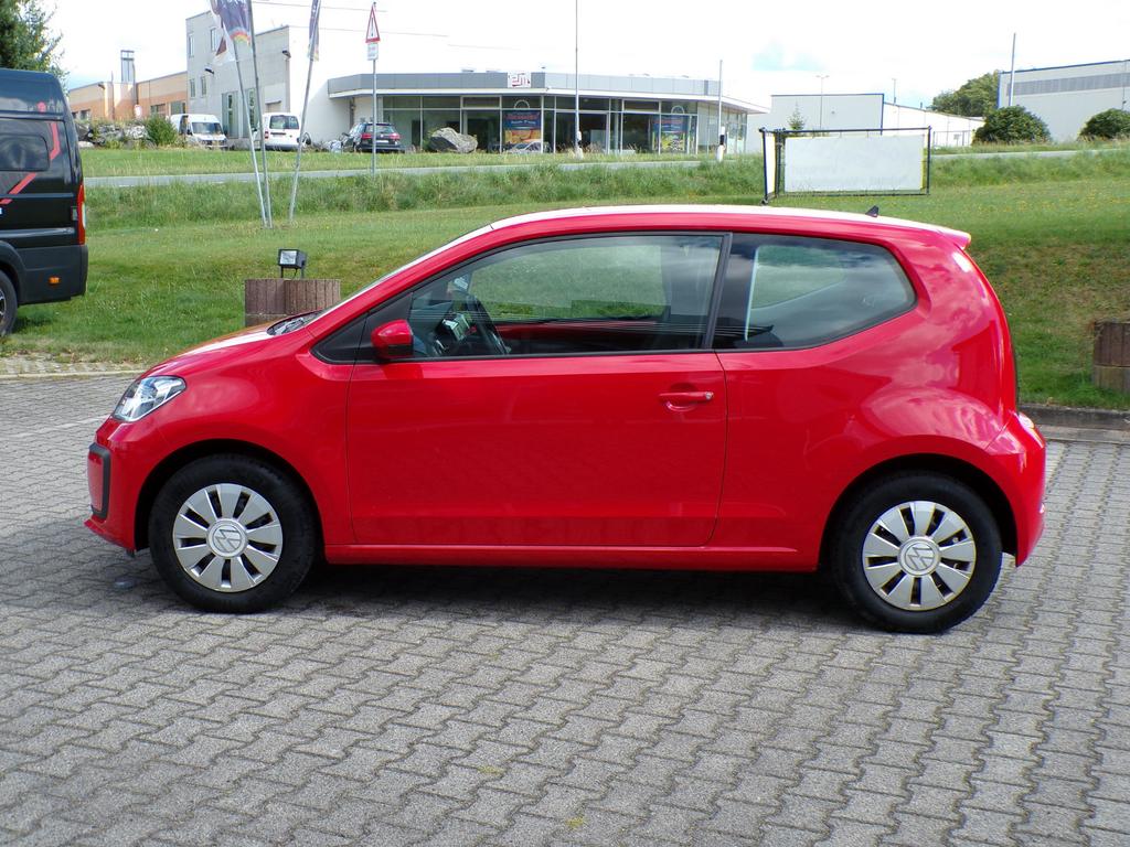 Volkswagen up! 2023 г. Красный, пробег 54208 км