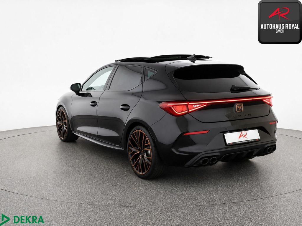 Cupra Leon 2022 г. Чёрный, пробег 53773 км