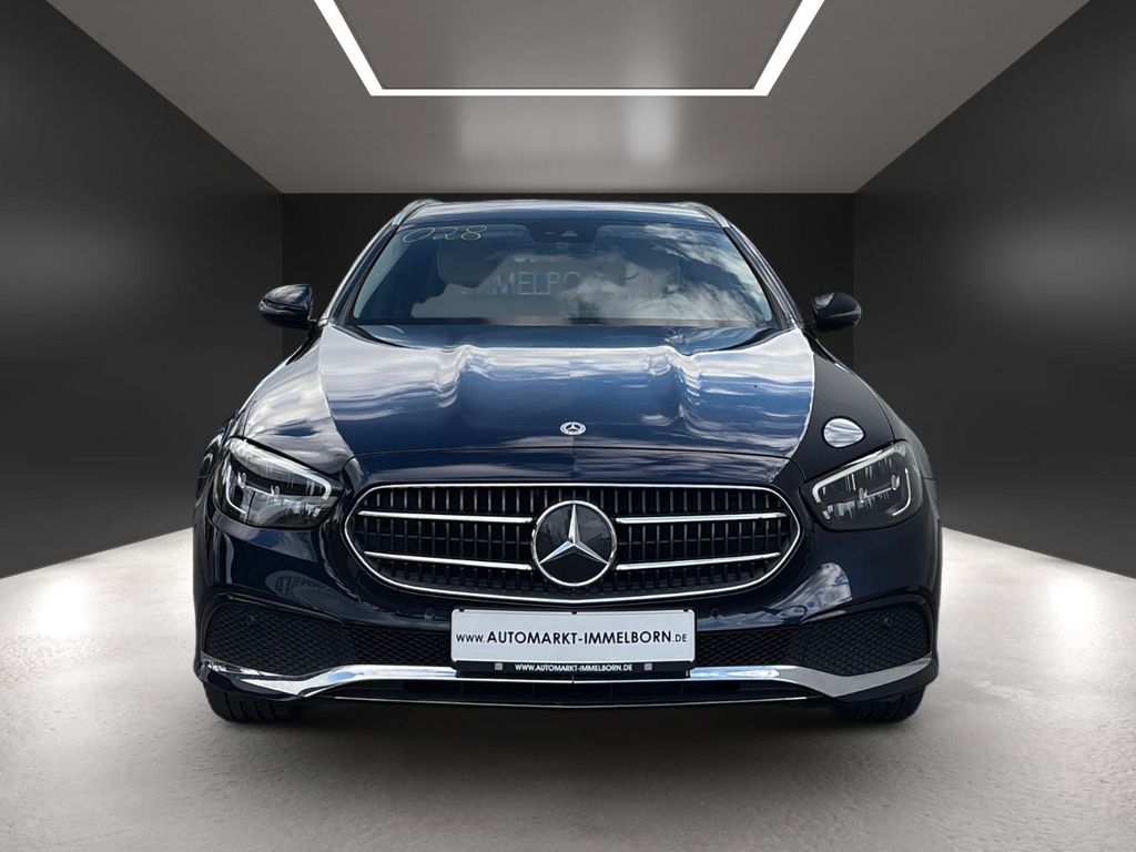 Mercedes-Benz E 200 2022 г. Чёрный, пробег 59998 км