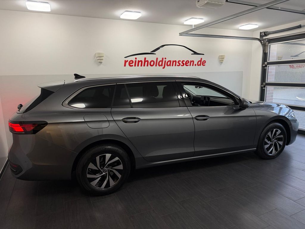 Volkswagen PASSAT VARIANT 2025 г. Серый, пробег 50977 км