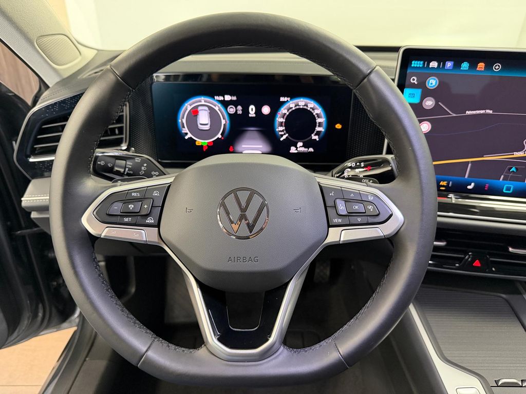 Volkswagen PASSAT VARIANT 2025 г. Серый, пробег 50977 км