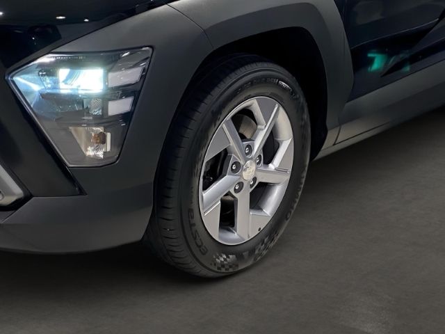 Hyundai Kona 2024 г. Чёрный, пробег 56815 км