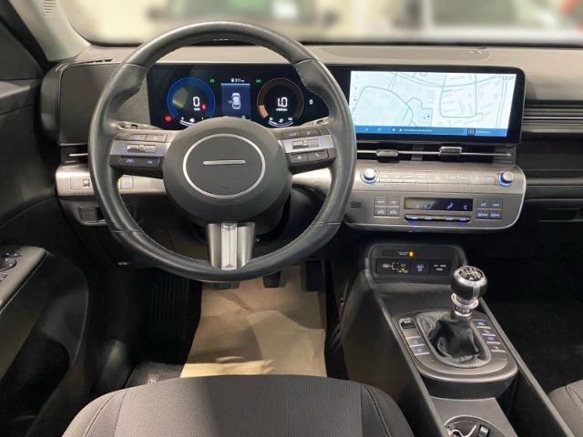 Hyundai Kona 2024 г. Чёрный, пробег 56815 км