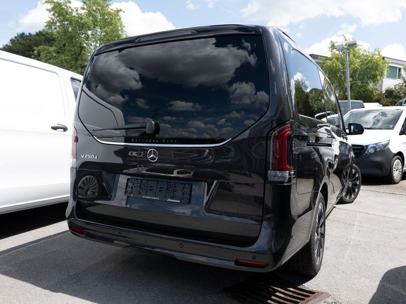 Mercedes-Benz V 250 2025 г. Серый, пробег 9950 км