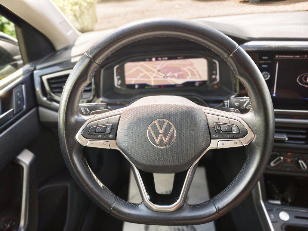 Volkswagen Polo 2023 г. Чёрный, пробег 50000 км