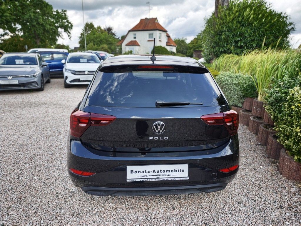 Volkswagen Polo 2023 г. Чёрный, пробег 50000 км