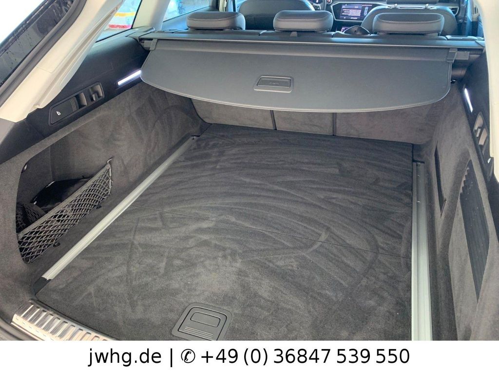 Audi S6 2023 г. Чёрный, пробег 19980 км