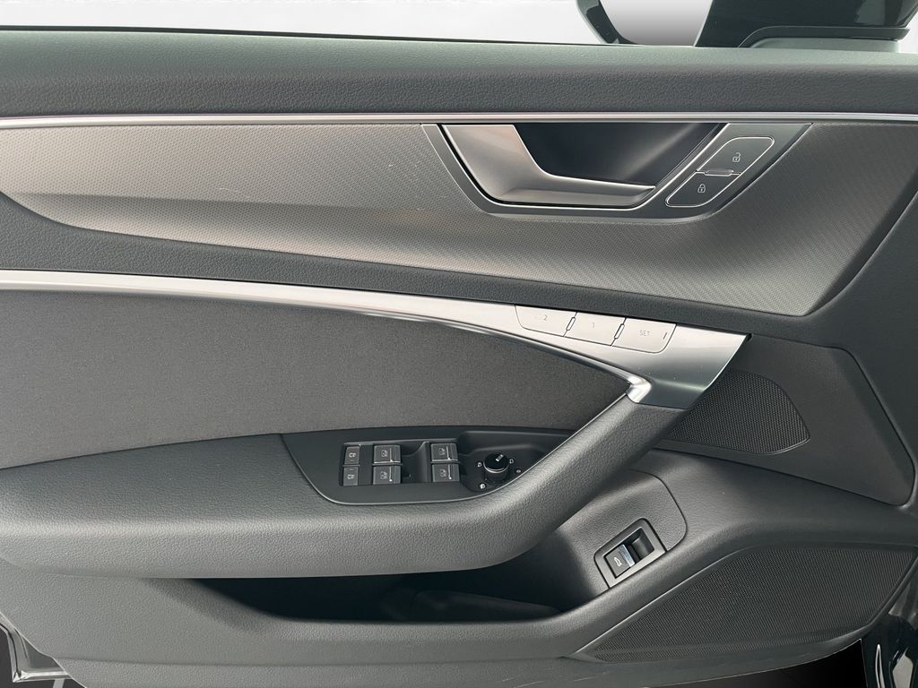 Audi A6 2021 г. Чёрный, пробег 58968 км