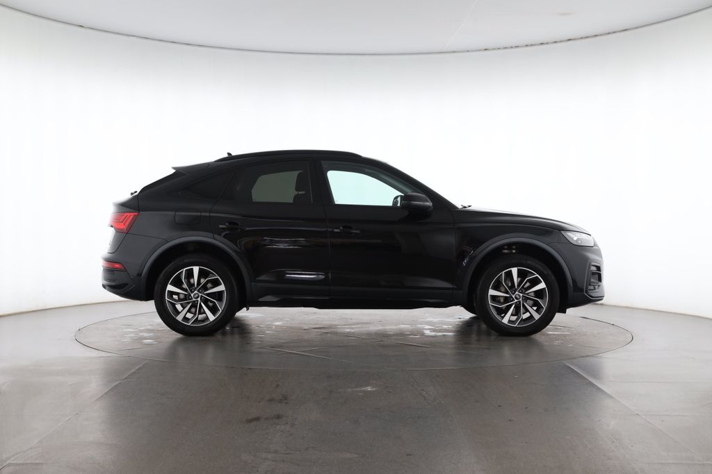 Audi Q5 2022 г. Чёрный, пробег 57249 км