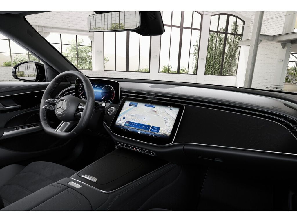 Mercedes-Benz E 220 2025 г. Серый, пробег 28604 км