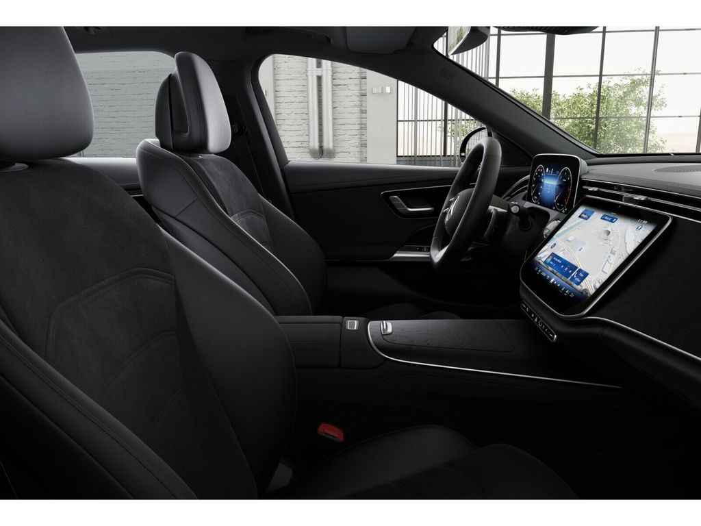 Mercedes-Benz E 220 2025 г. Серый, пробег 28604 км