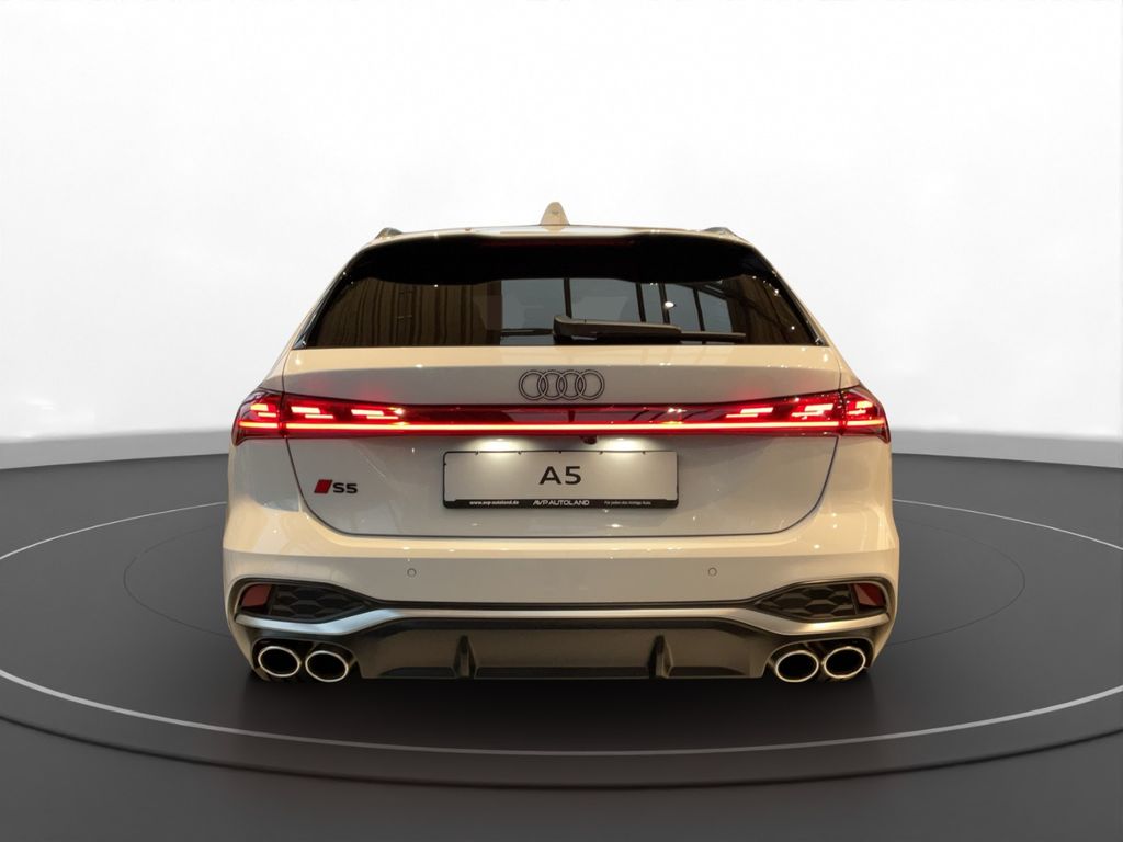 Audi S5 2025 г. Белый, пробег 19888 км