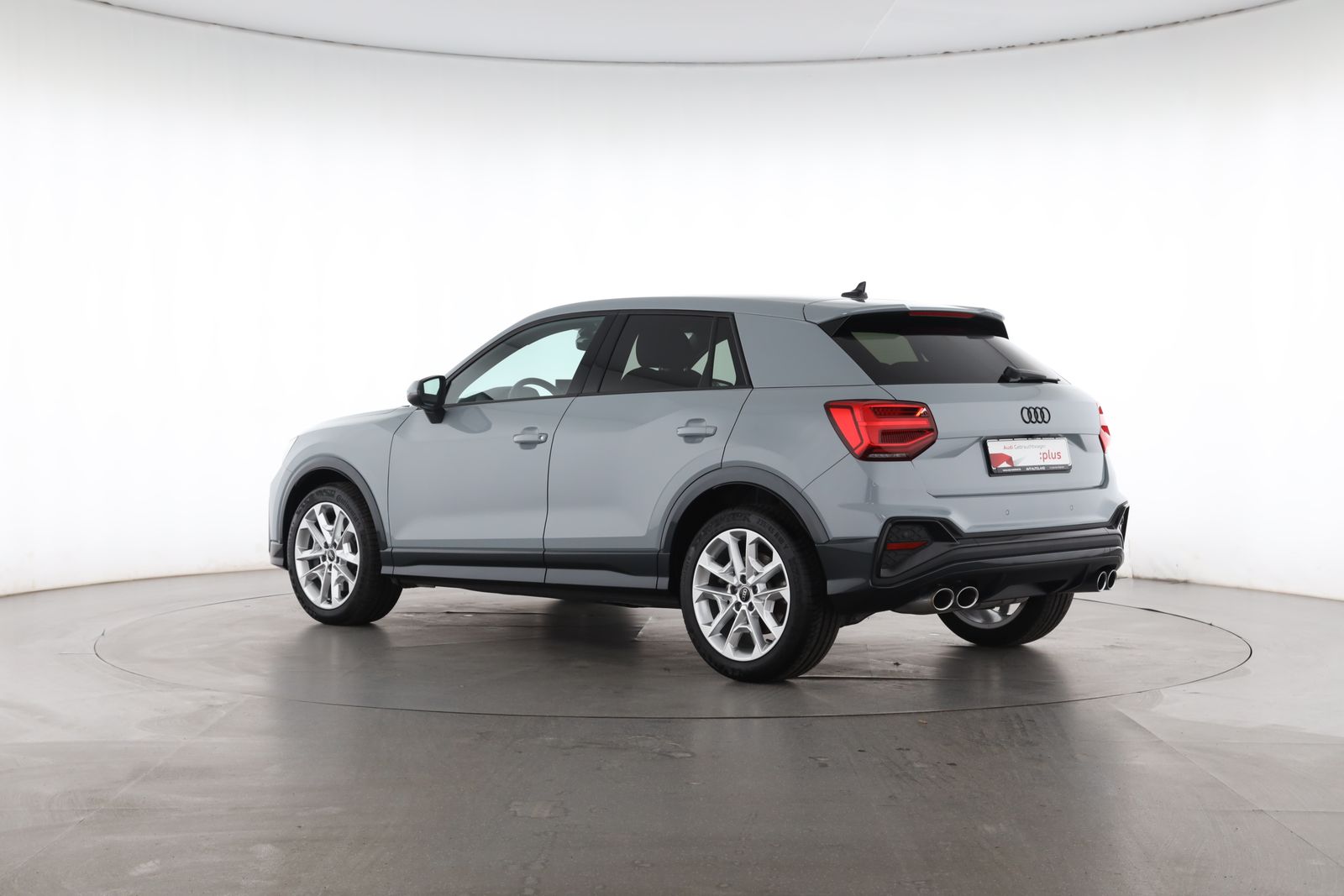 Audi SQ2 2025 г. Серый, пробег 7881 км