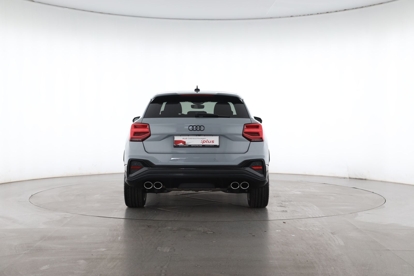 Audi SQ2 2025 г. Серый, пробег 7881 км