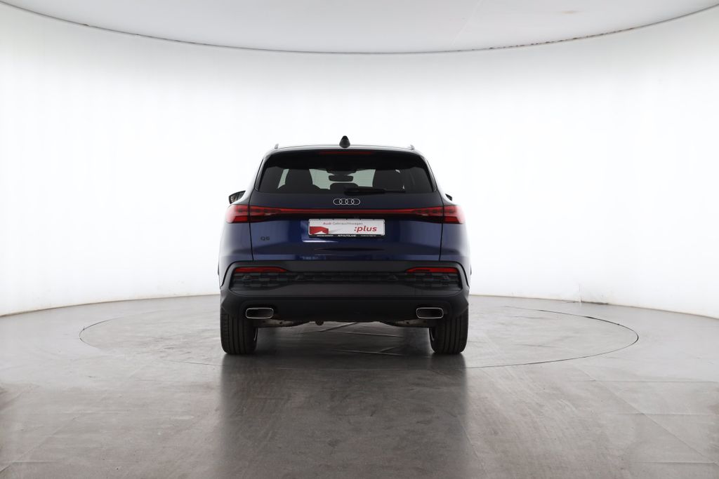 Audi Q5 2025 г. Синий, пробег 24999 км